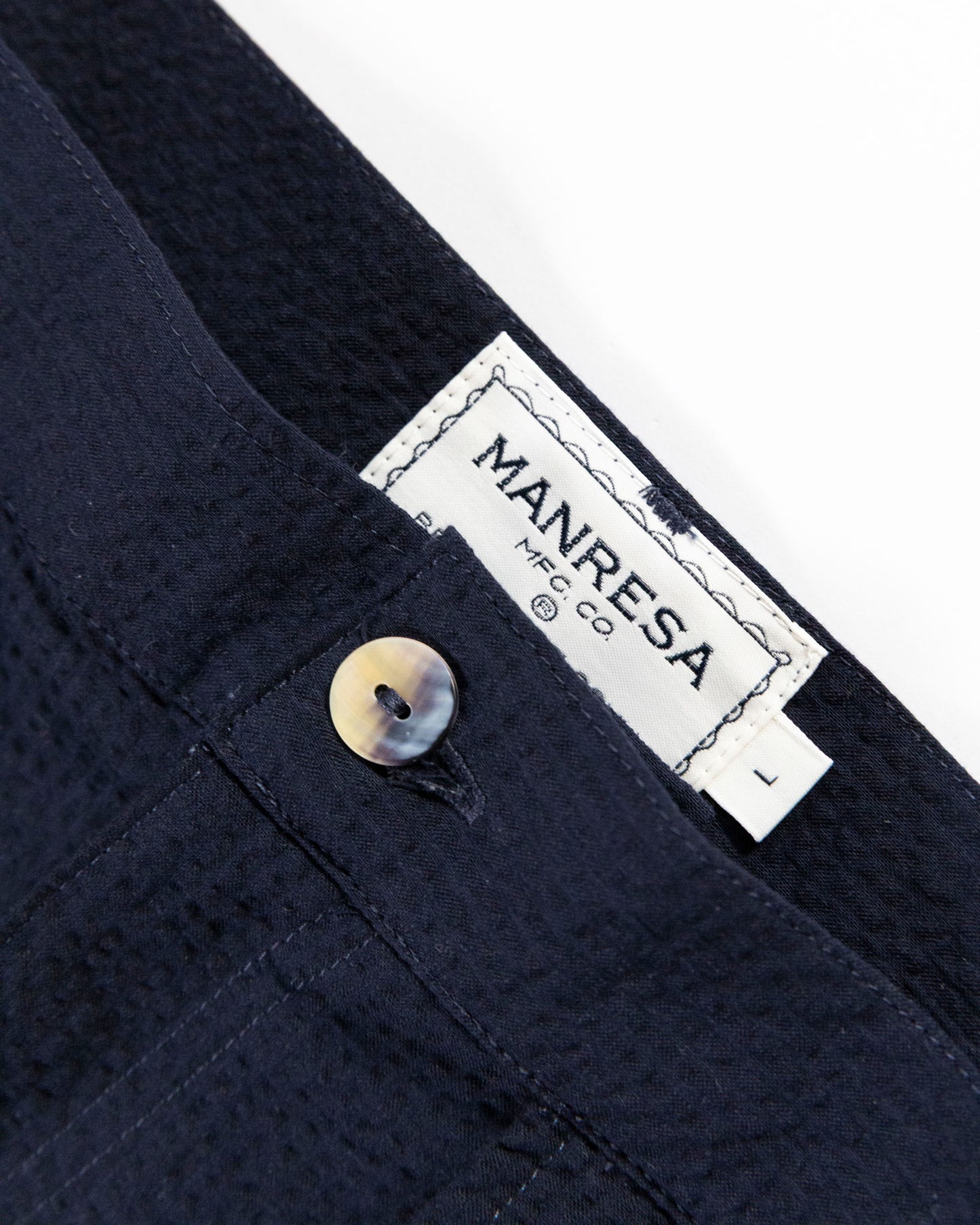 The Ram Island Shorts in Navy Seersucker