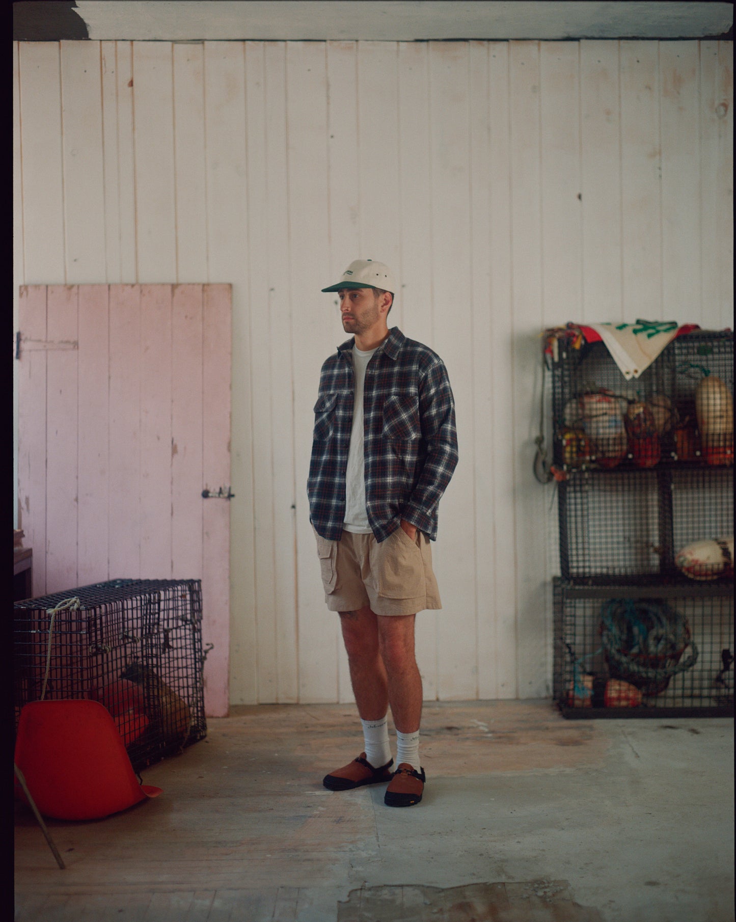 The Ram Island Shorts in Sand Seersucker