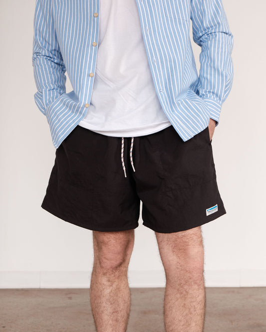 The Ravine Short in Black