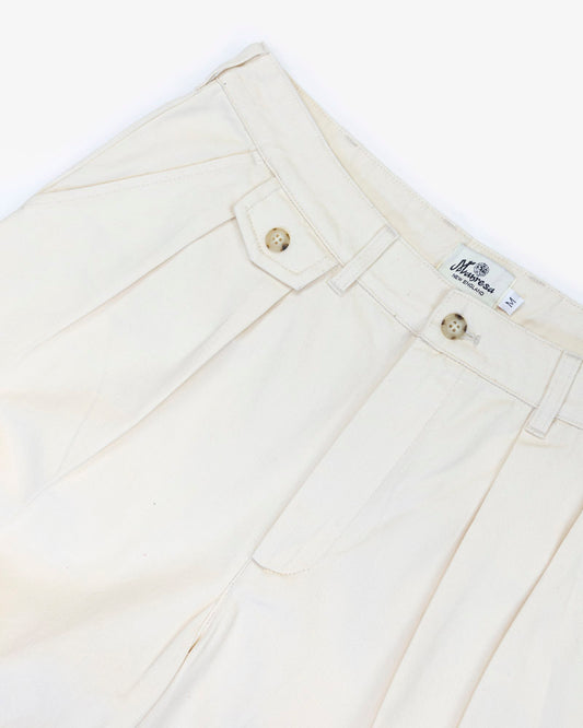 The Louis Short in Creme