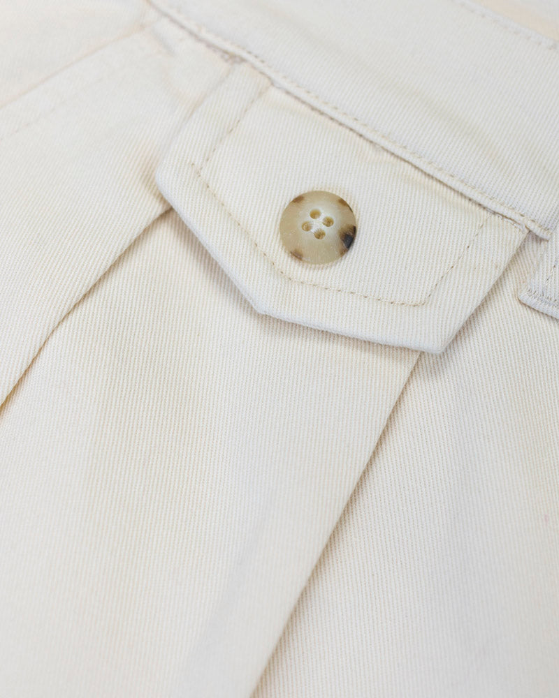 The Louis Short in Creme