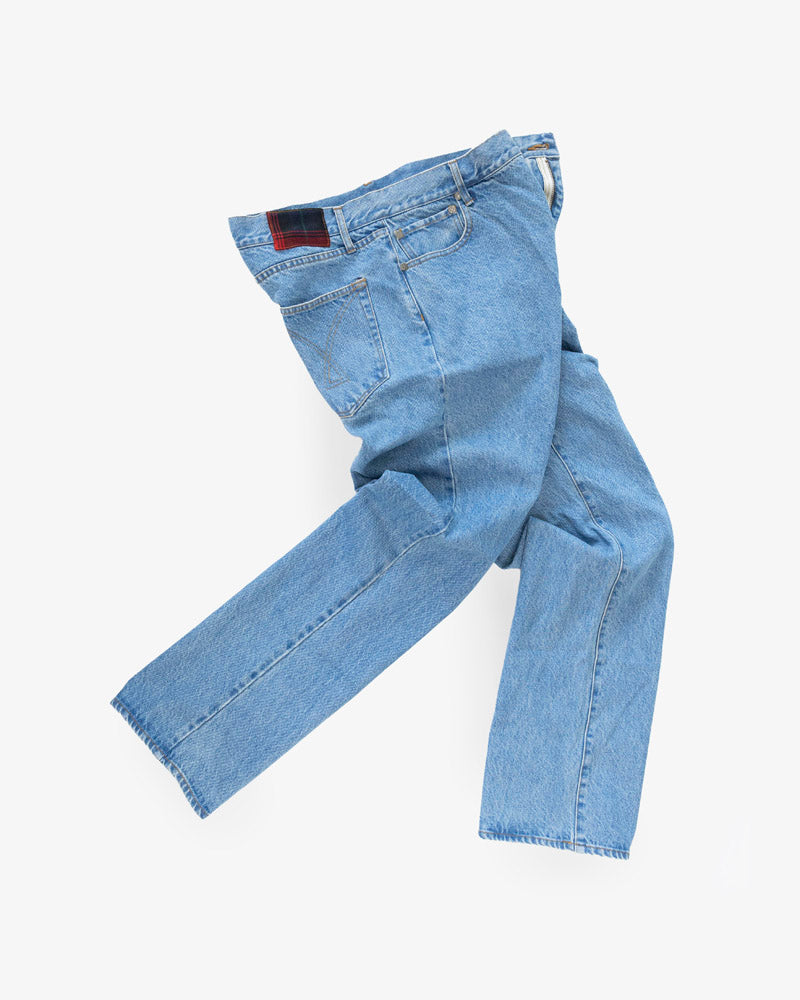 The 207 Jeans in Light Wash