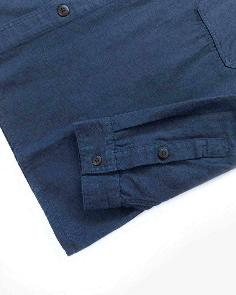 The Lachlan Shirt in Navy