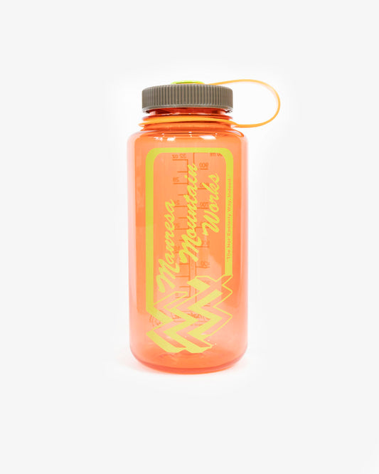 The MMW 32 Oz. Nalgene in Berry