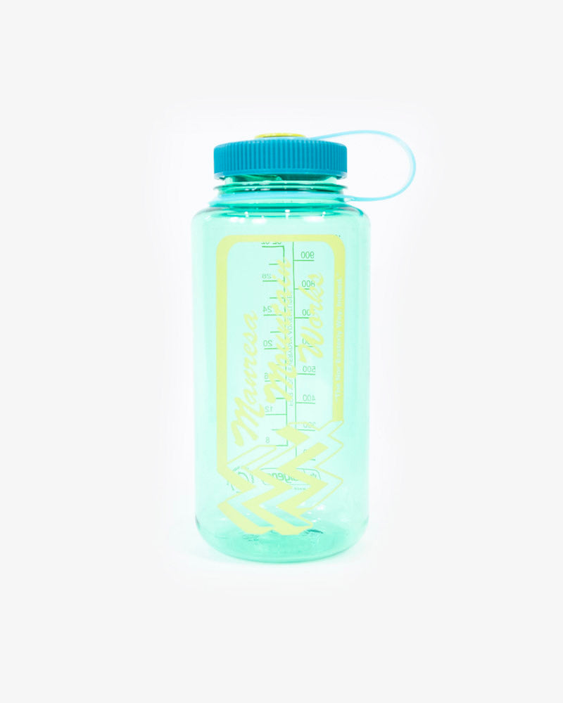 The MMW 32 Oz. Nalgene in Seafoam