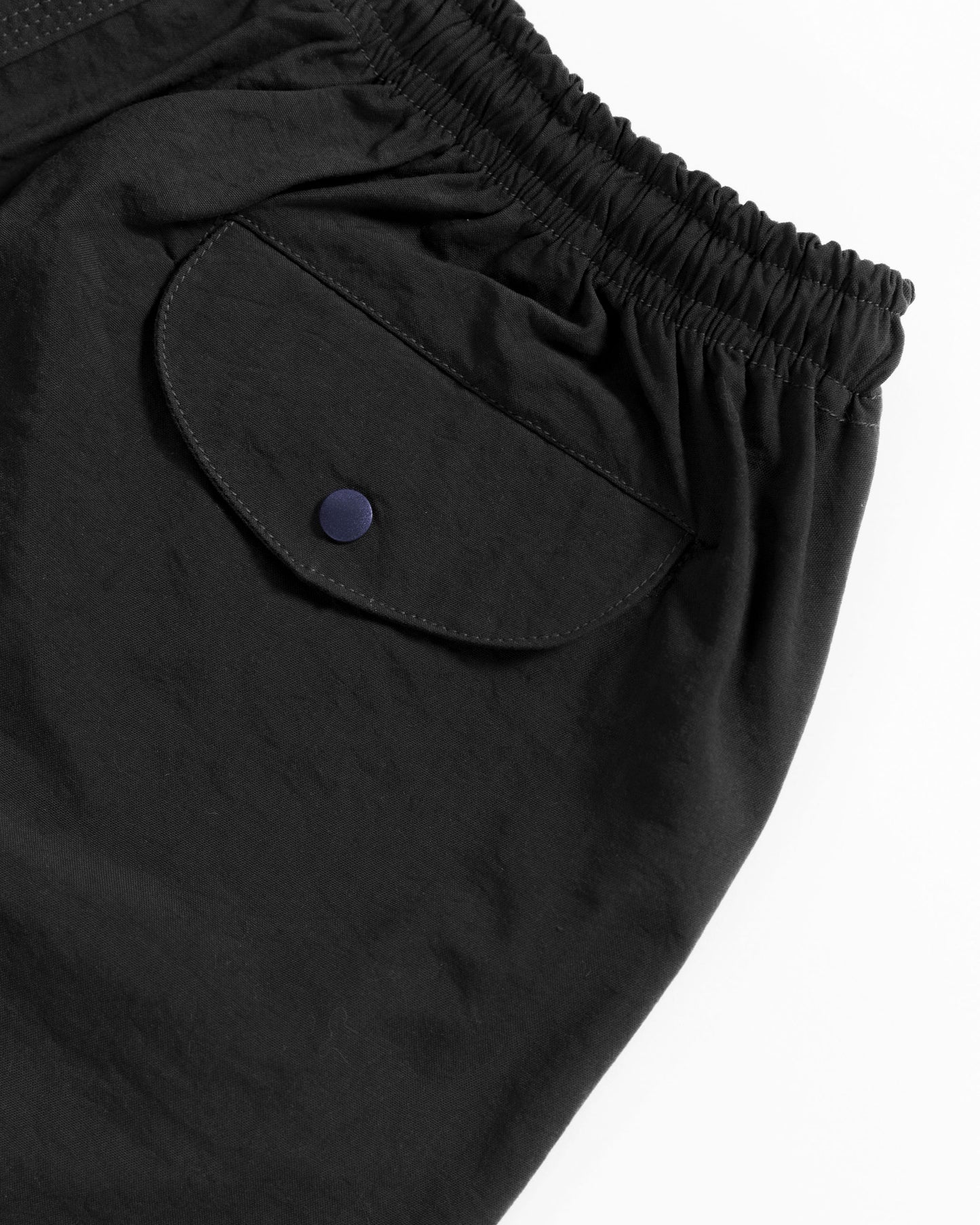 The Ravine Short in Black