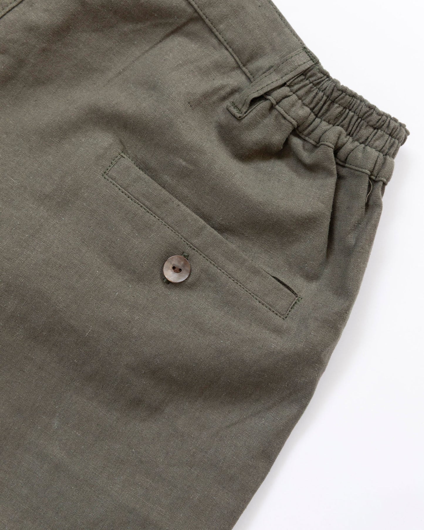 The Ram Island Shorts in Olive