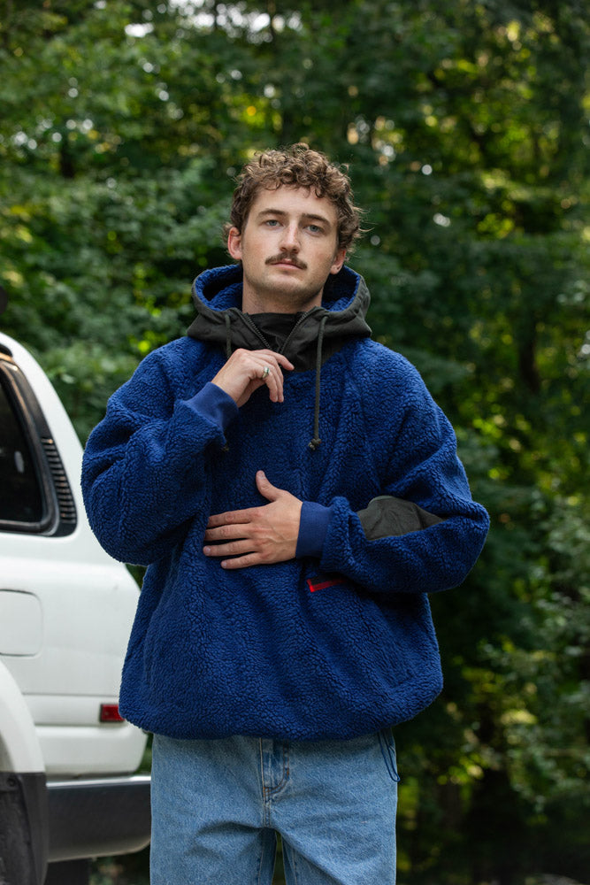 The Fyne Fleece in Navy